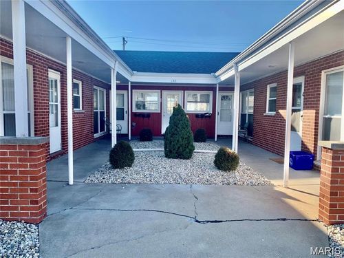 3-149 Haller Ave, East Alton, IL, 62024-1567 | Card Image