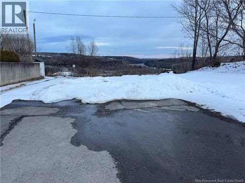 287 Basin St, Grand-Sault/Grand Falls, NB, E3Z2J2 | Card Image