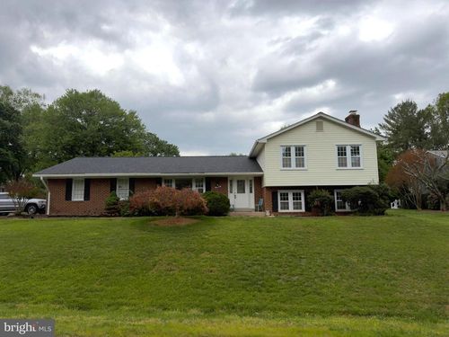 2729 Clarkes Landing Dr, OAKTON, VA, 22124-1119 | Card Image