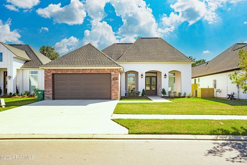 204 Treescape Dr, Lafayette, LA, 70508-4493 | Card Image