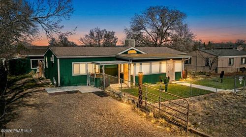 1920 E Grasshopper Ln, Chino Valley, AZ, 86323-6185 | Card Image