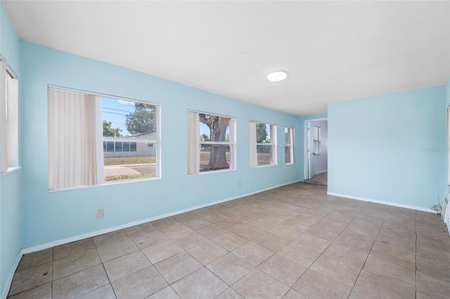 2350 38 Th Ave N, House other with 2 bedrooms, 2 bathrooms and null parking in ST PETERSBURG FL | Image 40