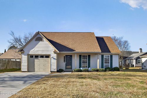 2917 New Town Dr, Wilmington, NC, 28405-8857 | Card Image