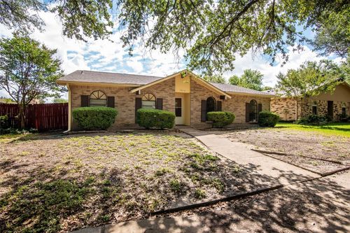 5614 Christie Ln, Garland, TX, 75044-3610 | Card Image