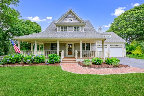 10 Abbey Gate Rd, Cotuit, MA, 02635-3027 | Card Image
