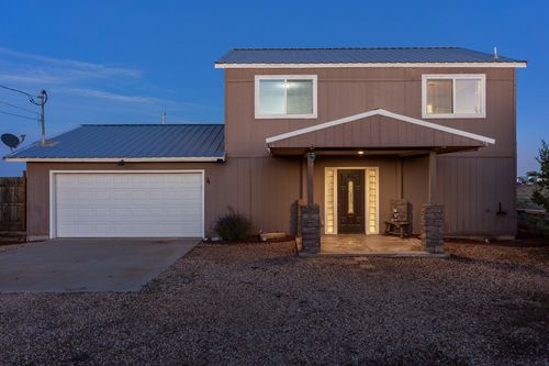 4 Cavanee Cir, Edgewood, NM, 87015-9547 | Card Image
