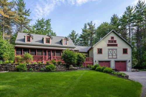 34 Mirror Lake Dr, Mirror Lake, NH, 03853-5953 | Card Image