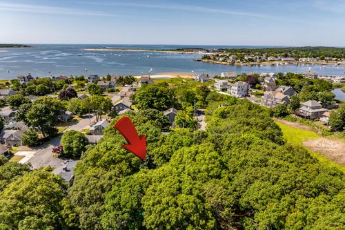 20 Park St, West Yarmouth, MA, 02673-8238 | Card Image