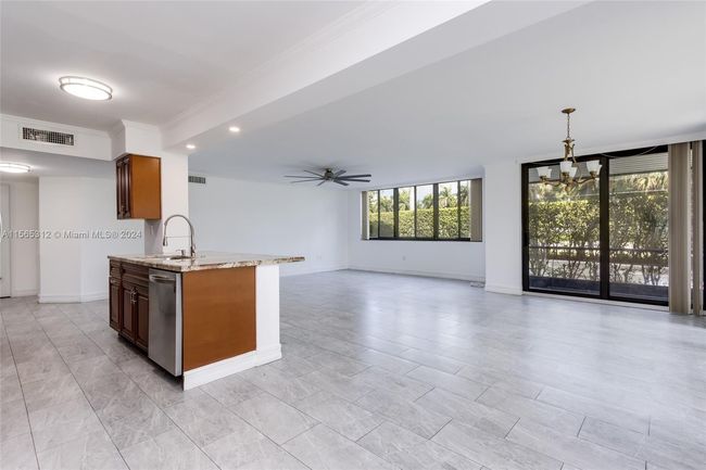 APT-2D - 1460 Sheridan St, Condo with 2 bedrooms, 2 bathrooms and null parking in Hollywood FL | Image 23