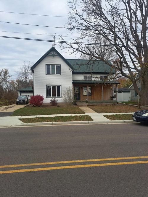 660 E Lake Ave, MONTICELLO, WI, 53570-9650 | Card Image