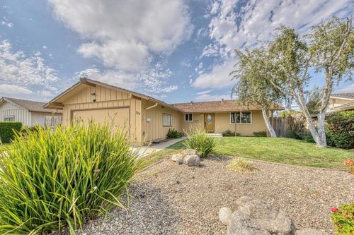 779 Bedford Drive, Salinas, CA, 93901 | Card Image