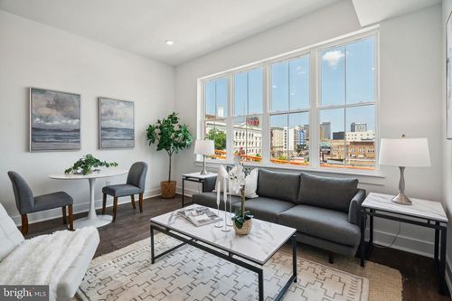 unit-216-813 N Broad St, PHILADELPHIA, PA, 19123-1819 | Card Image