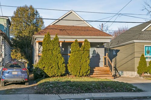 46 E 7th St, Hamilton, ON, L9A3G8 | Card Image