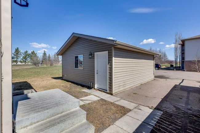 85 Lawford Avenue, Home with 4 bedrooms, 2 bathrooms and 2 parking in Red Deer AB | Image 42