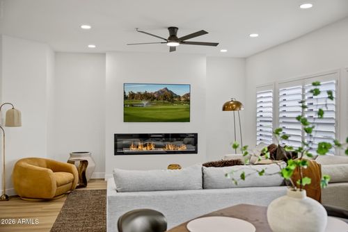 2008-19700 N 76th St, Scottsdale, AZ, 85255-4582 | Card Image