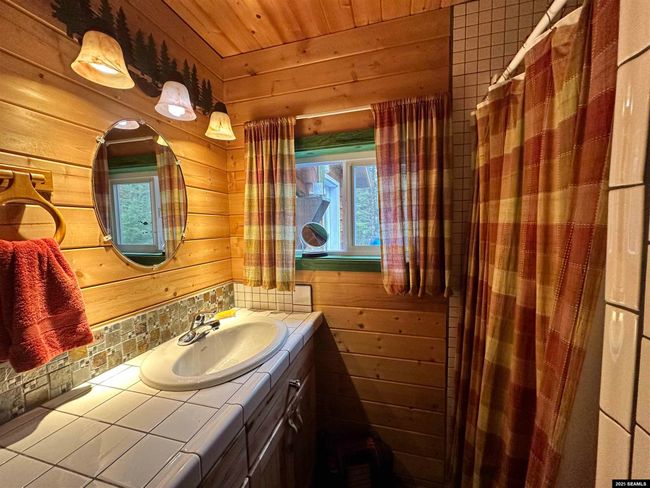 L16, 17, 20 B1 Middle Island, House other with 2 bedrooms, 1 bathrooms and null parking in Sitka AK | Image 28