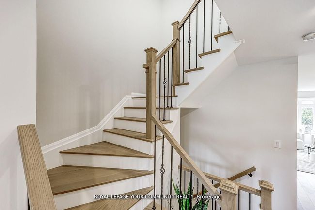 43 Gauguin Ave, House attached with 3 bedrooms, 4 bathrooms and 1 parking in Vaughan ON | Image 22