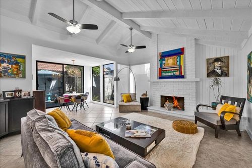 b-2389 Miramonte Cir E, Palm Springs, CA, 92264 | Card Image