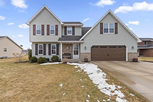 1536 Van Road, BELLEVUE, WI, 54311 | Card Image