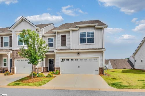 311 Hollenbeck Pl, Greenville, SC, 29607-4979 | Card Image