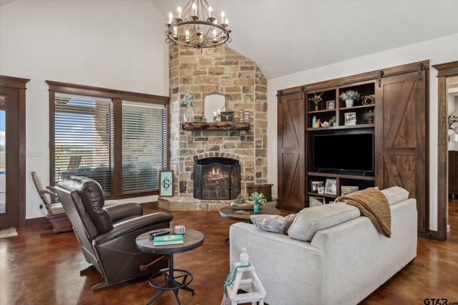 4152 Van Zandt County Road 4301, Home with 3 bedrooms, 3 bathrooms and null parking in Ben Wheeler TX | Image 17