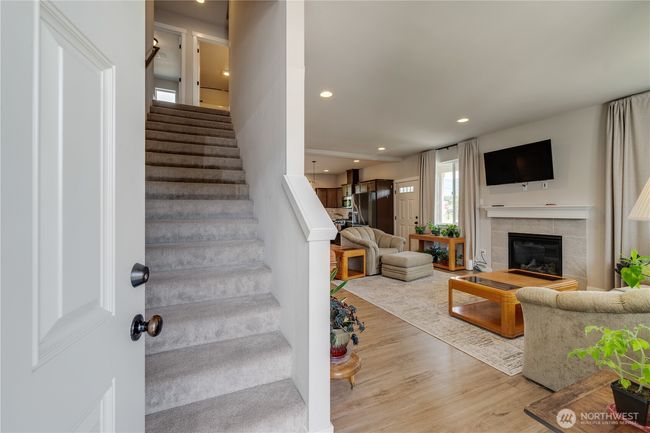 Now let's head upstairs! (you can't see all the stairs, but it's a wide staircase) | Image 25