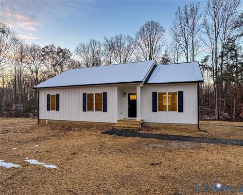 435 Davenport Rd, Cumberland, VA, 23040-2632 | Card Image