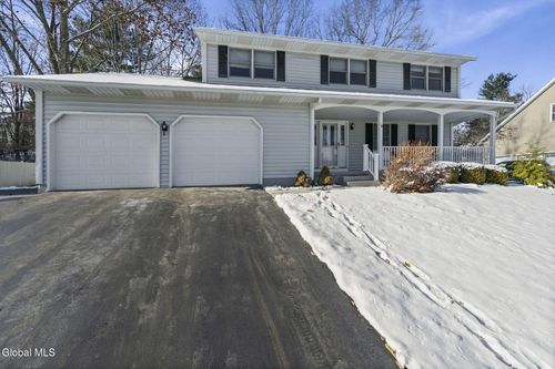 14 Redwood Dr, Glenville, NY, 12302-4608 | Card Image