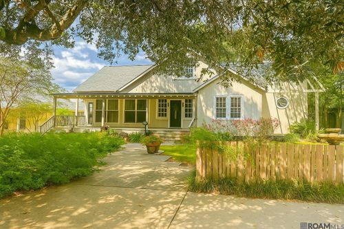4685 Hyacinth Ave, Baton Rouge, LA, 70808-3822 | Card Image