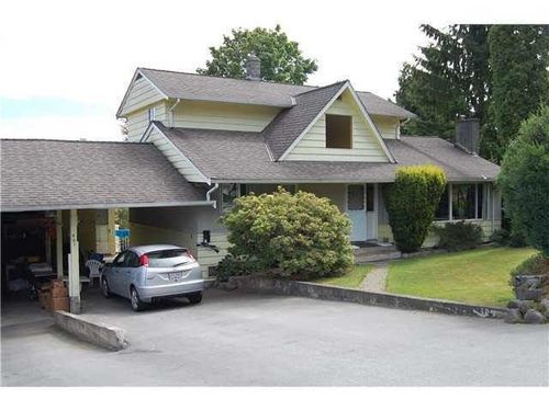 961 Saddle St, Coquitlam, BC, V3C3N4 | Card Image