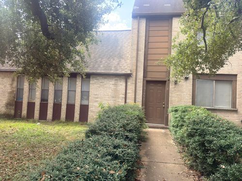 15537 Weldon Dr, Houston, TX, 77032-2084 | Card Image