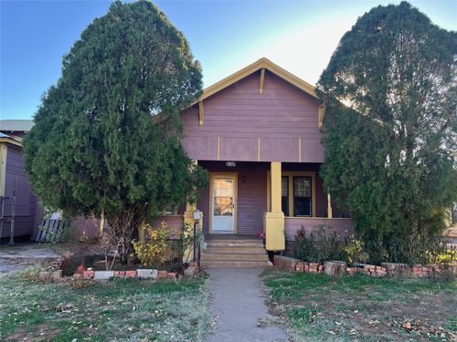 907 Avenue I Nw, Childress, TX, 79201-2826 | Card Image