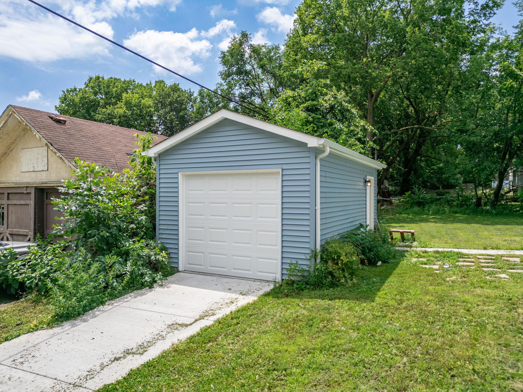 Residential in ROCKFORD 5