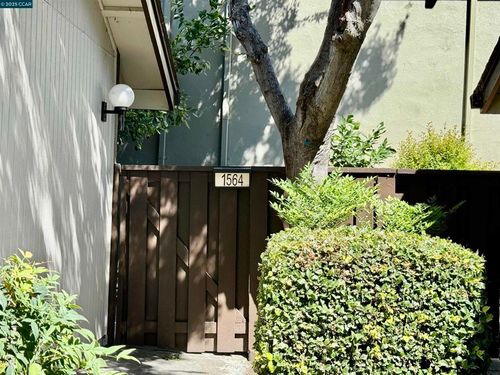 1564 Candelero Dr, Walnut Creek, CA, 94598-1006 | Card Image