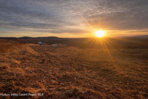 75 Palazzo Ln, Highland, NY, 12528-2434 | Card Image