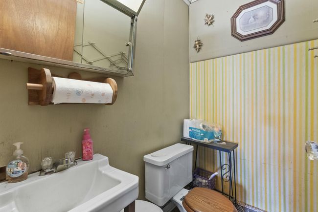 Hair Salon | Image 16