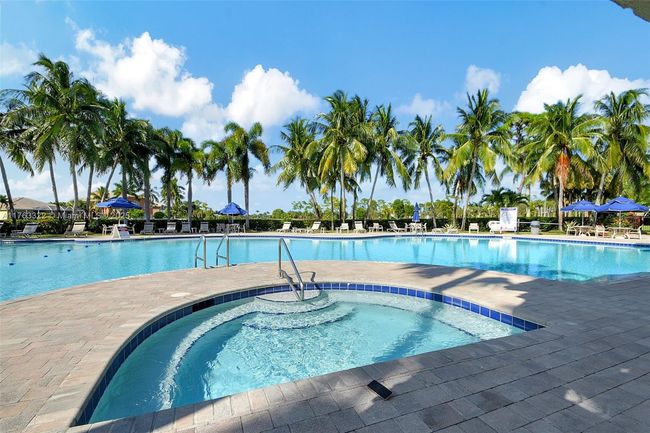 251 Saratoga Blvd E, House other with 4 bedrooms, 3 bathrooms and null parking in Royal Palm Beach FL | Image 63