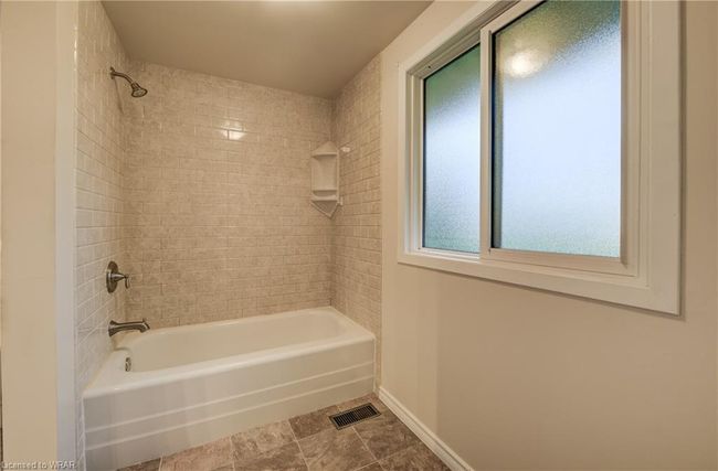 1838 Trussler Rd, House other with 3 bedrooms, 2 bathrooms and 11 parking in Kitchener ON | Image 23