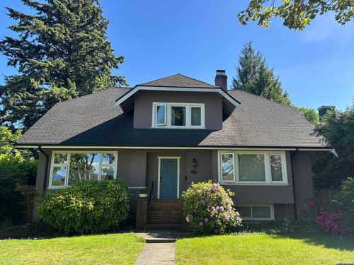 4678 W 3rd Ave, Vancouver, BC, V6R1N4 | Card Image