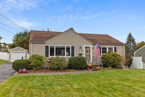 69 Concord Cir, Wethersfield, CT, 06109-1412 | Card Image