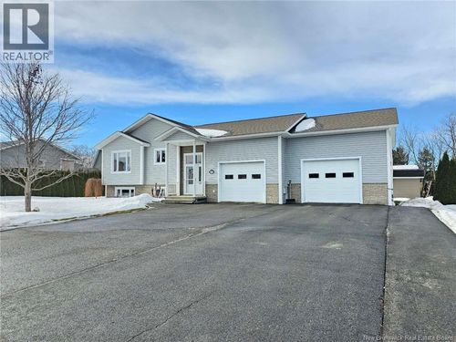 85 Rue Taylor, Grand-Sault/Grand Falls, NB, E3Y3W6 | Card Image