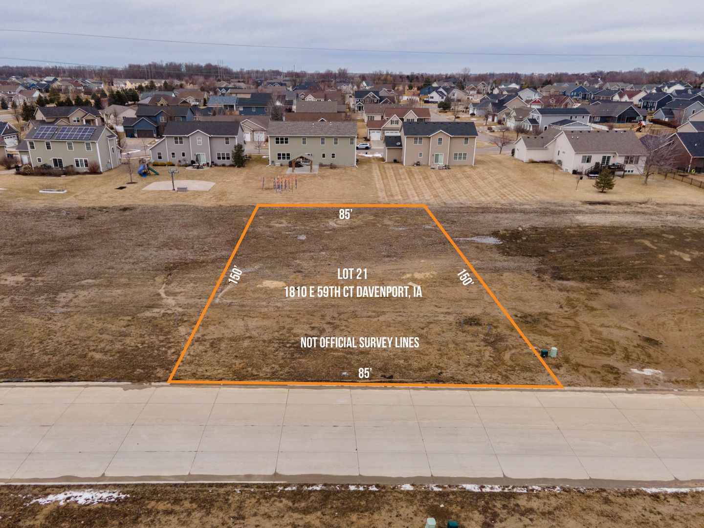 Land in Davenport