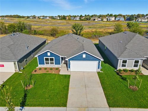 550 W Fountain St, Gardner, KS, 66030-5560 | Card Image