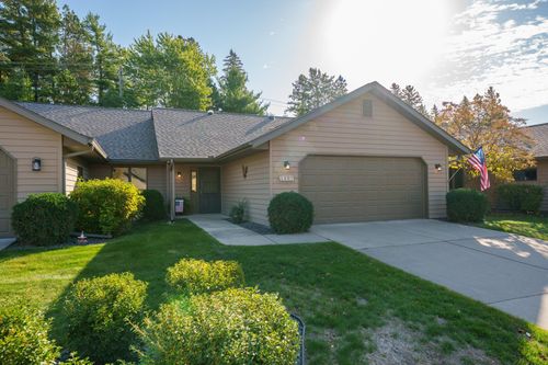 1967 Cherry St, Red Wing, MN, 55066-3558 | Card Image