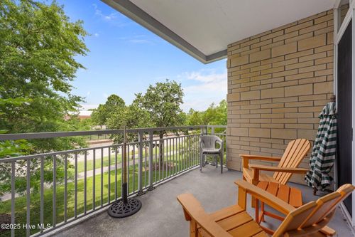 131 Sky Sail Blvd, New Bern, NC, 28560-4572 | Card Image