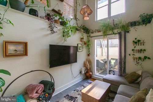 unit-1-1814 Christian Street, PHILADELPHIA, PA, 19146 | Card Image