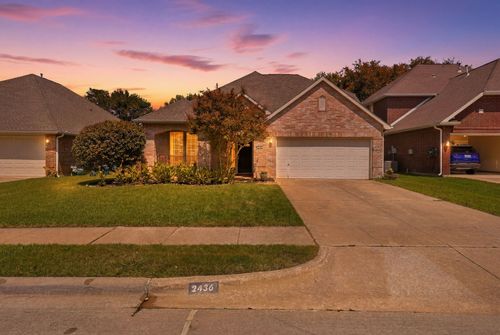 2436 Sweet Grass Trl, Flower Mound, TX, 75028-7159 | Card Image