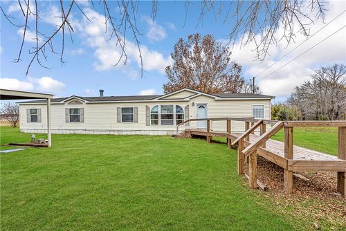 260 Lcr 751, Thornton, TX, 76687-2435 | Card Image