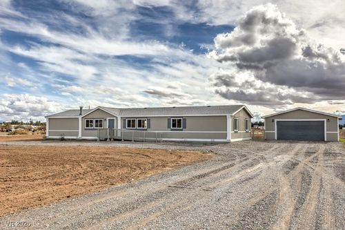 2501 Tough Girl Rd, Pahrump, NV, 89060-3026 | Card Image