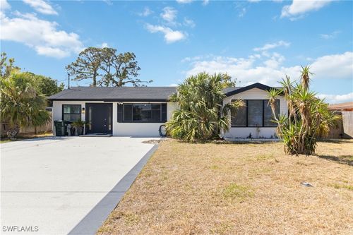 75 Virginia Ct, ENGLEWOOD, FL, 34223-3652 | Card Image